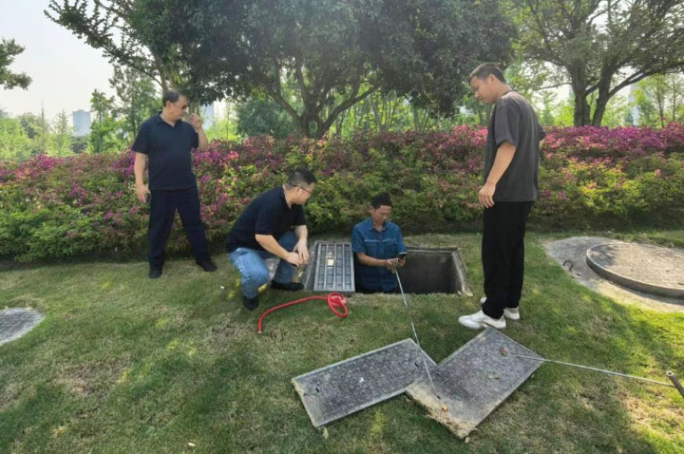 成都1.jpg