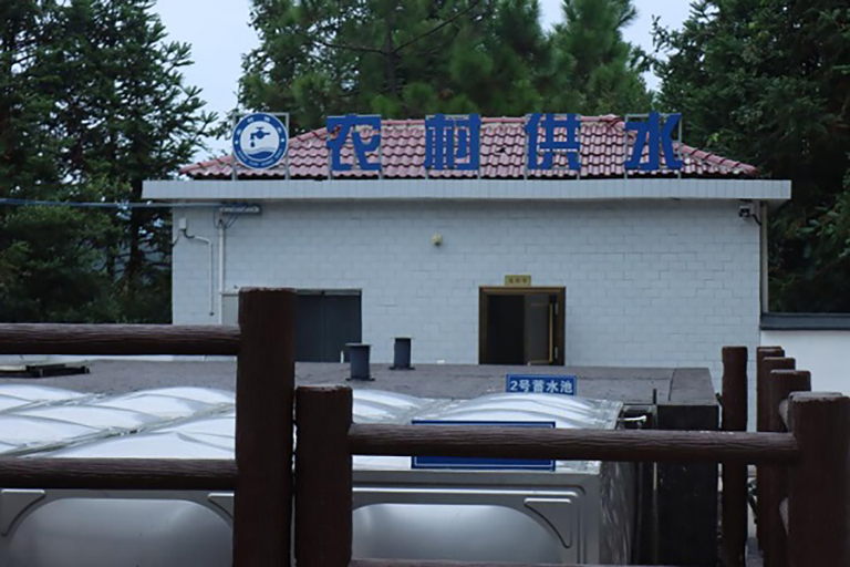 汩汩清水沁农家1.jpg