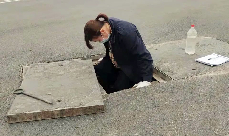 2-0宜春  “供水服务”之用水管理员.jpg