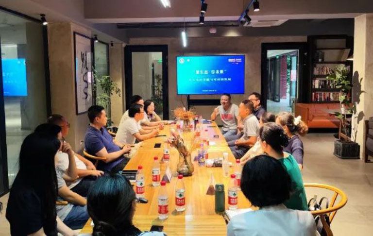 以“重庆水环节能与可持续发展”为主题的MEM·FE俱乐部学友沙龙举行2.jpg