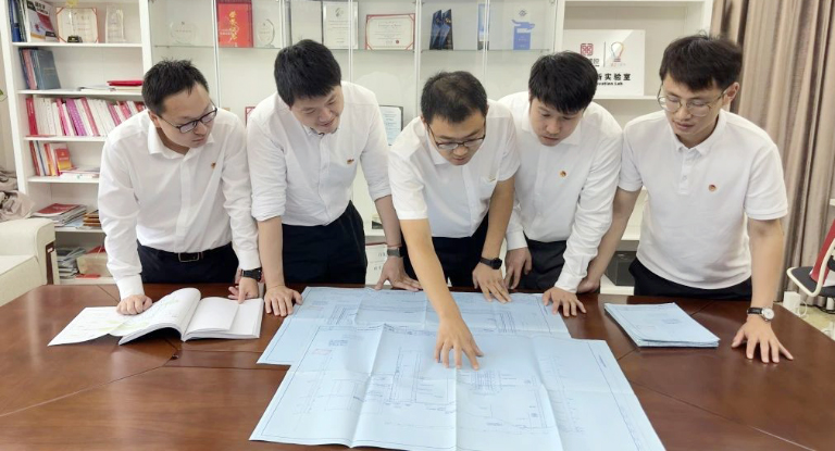 城投水务科技创新室1.jpg
