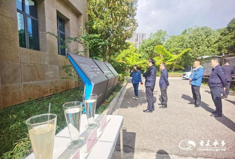 坚定信心乘势而上2.jpg