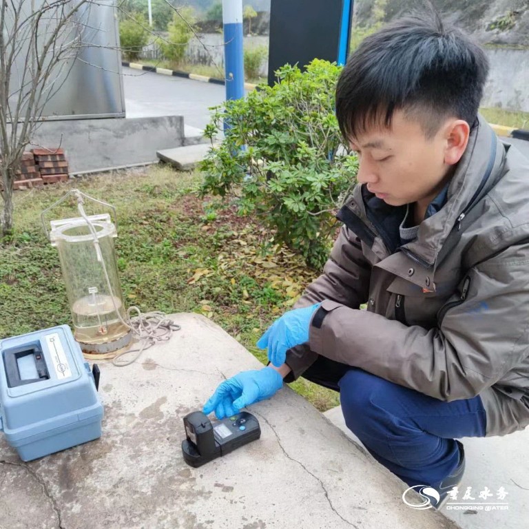 我们身边的榜样4.jpg