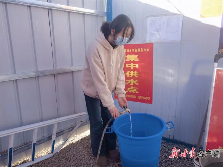 积石山1.jpg