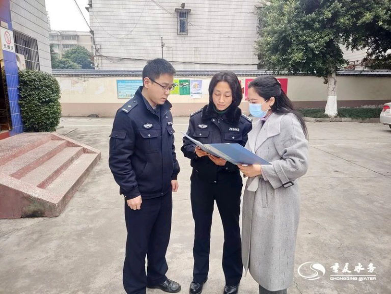我们身边的榜样-袁媛-12.jpg