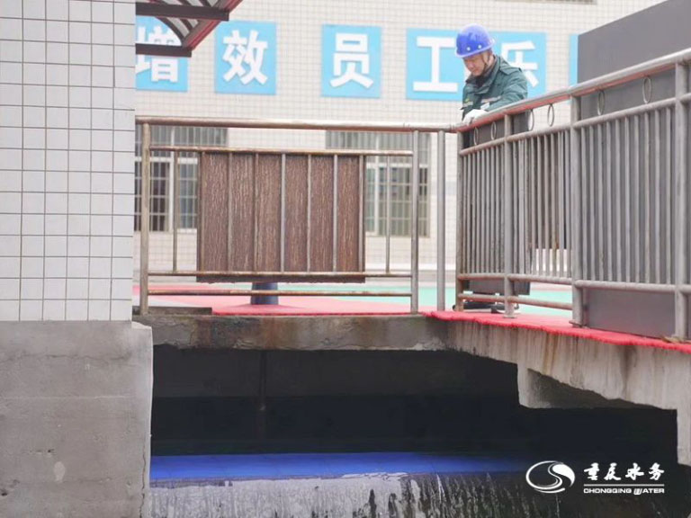 我们身边的榜样-庞长伟-3.jpg