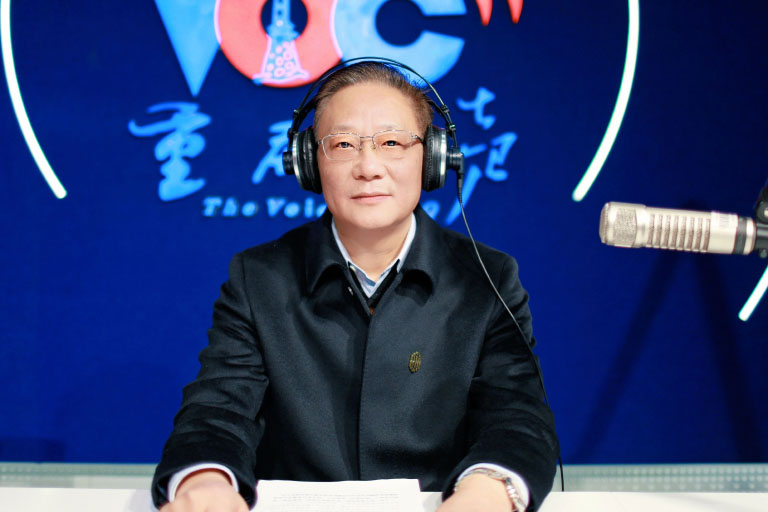 重庆水环何明作客重庆之声1.jpg