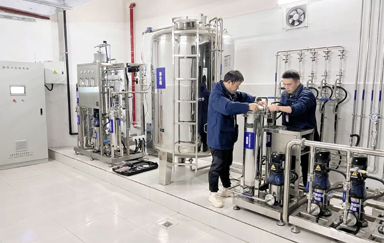重庆水环何明作客重庆之声4.jpg