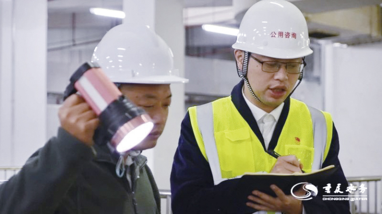 我们身边的榜样-曾泓滔6.jpg