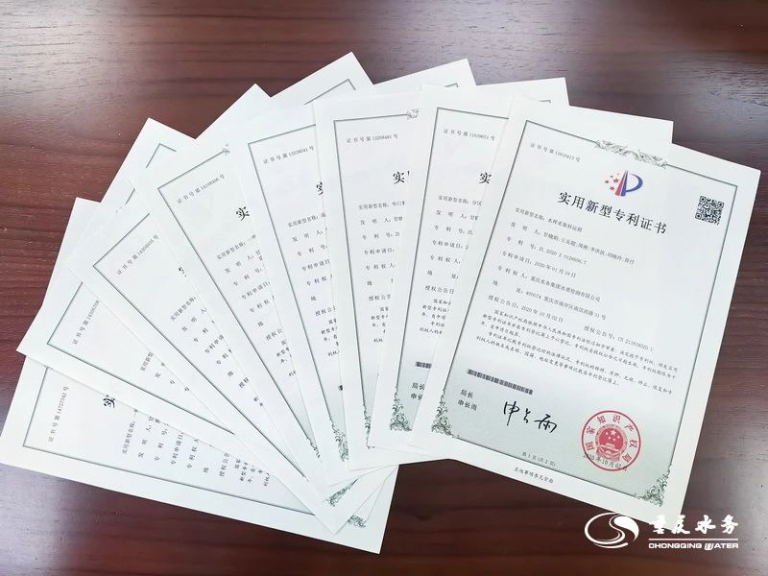 我们身边的榜样-甘晓娟12.jpg