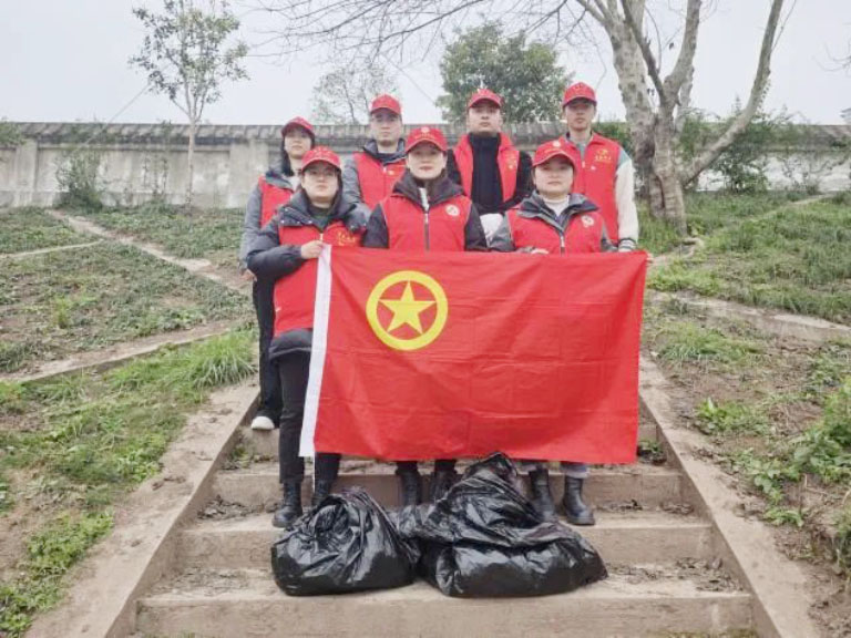 保护母亲河  我们在行动3.jpg
