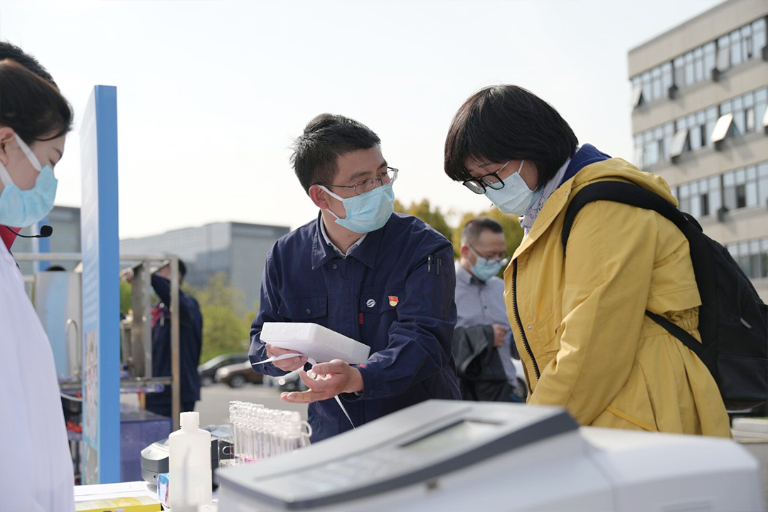 杭州获浙江工匠3.png