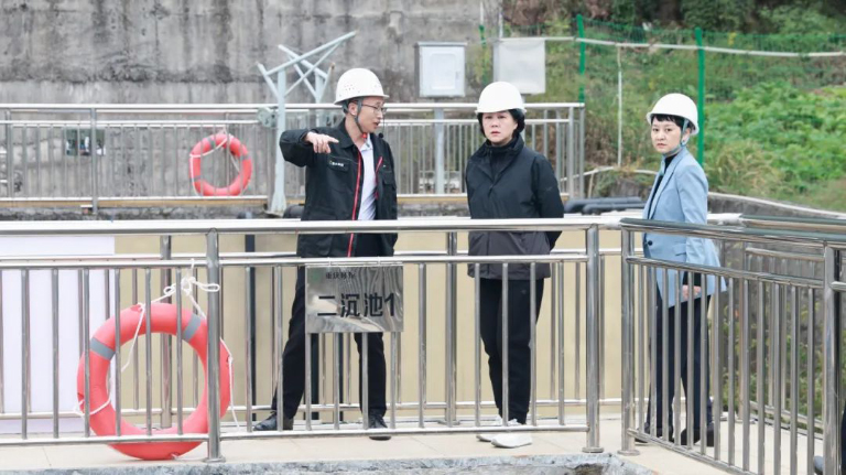 重庆水务环境集团赴石柱县调研帮扶工作4.jpg