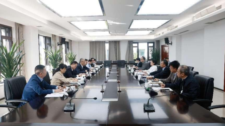 1-重庆水务环境集团银企交流2.png