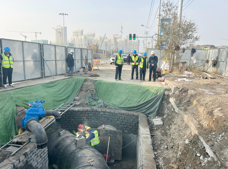 乌鲁木齐东大梁3.jpg