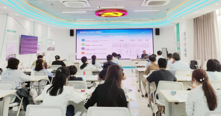 广州2.jpg