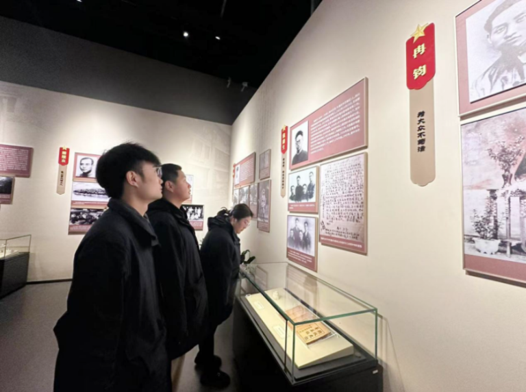 重庆水务环境集团团组织5.png