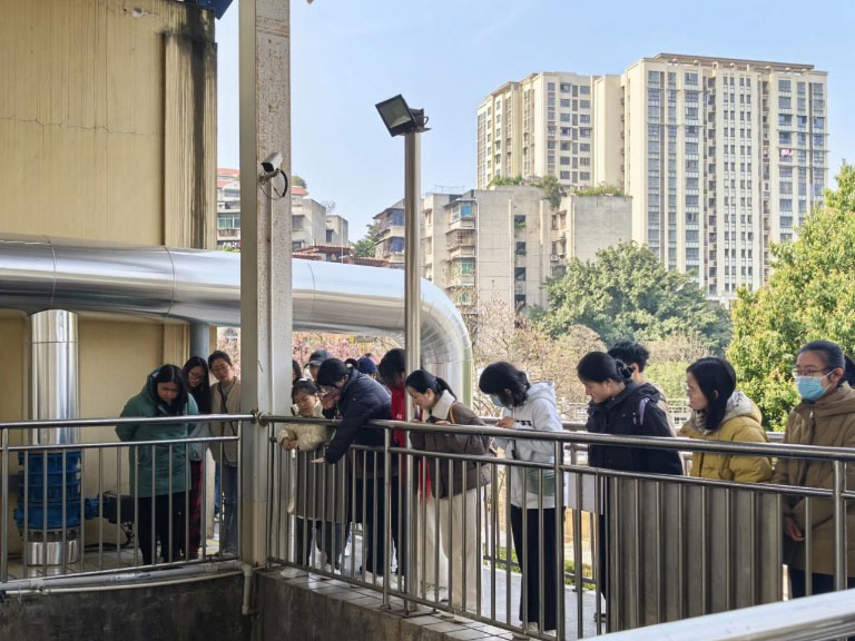 西南大学学子1.jpg