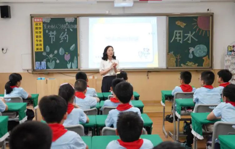 节水小胖哥1.jpg